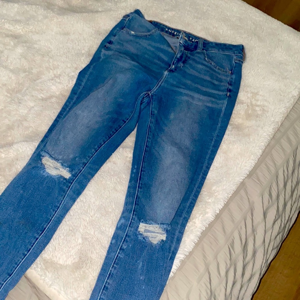 super chic size 4 blue jeans from American Eagle